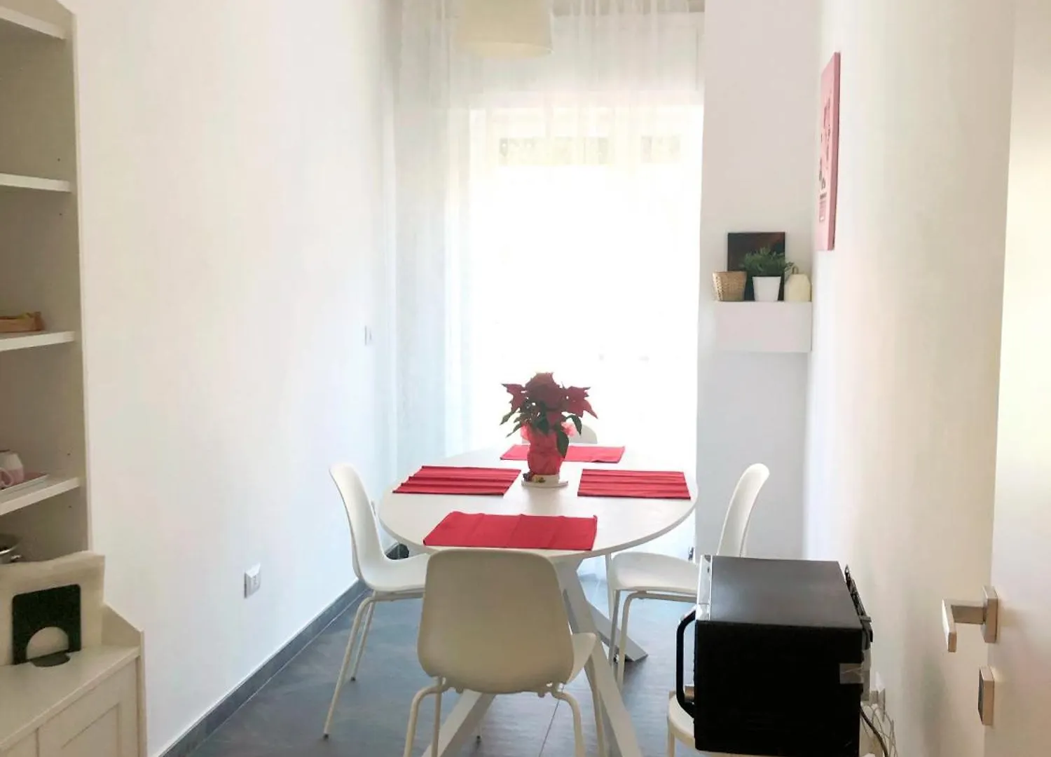 Caravaggio Boutique Apartment Napoli 0*,  Italia