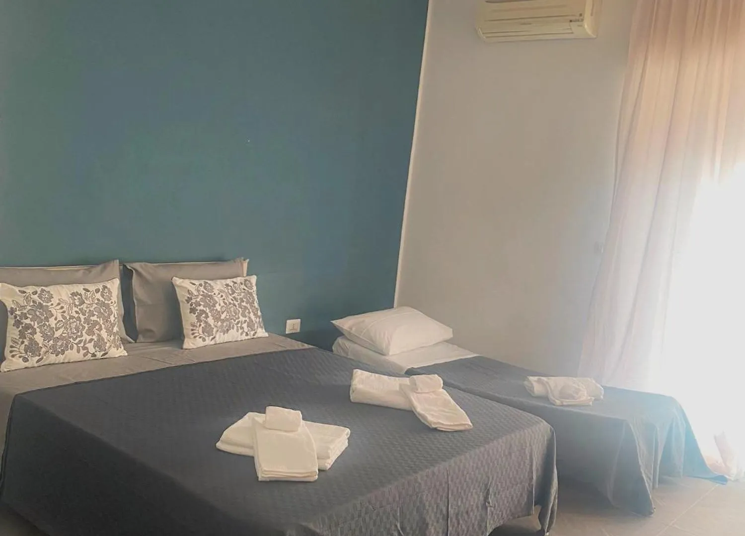 Caravaggio Boutique Apartment Naples